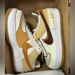 Nike Womens Shoes - White and Brown
